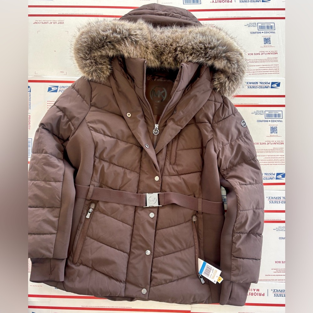 Michael Kors 💅✨ Chocolate Brown Belted MK Fur Puffer Jacket Designer Coat NWT - Picture 1 of 10
